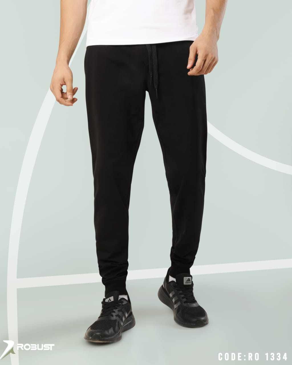 ROBUST Fit Sweatpants soft اسود