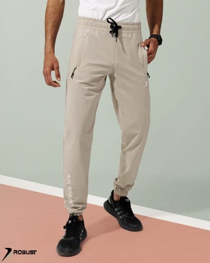 ROBUST Fit Sweatpants Soft بيج