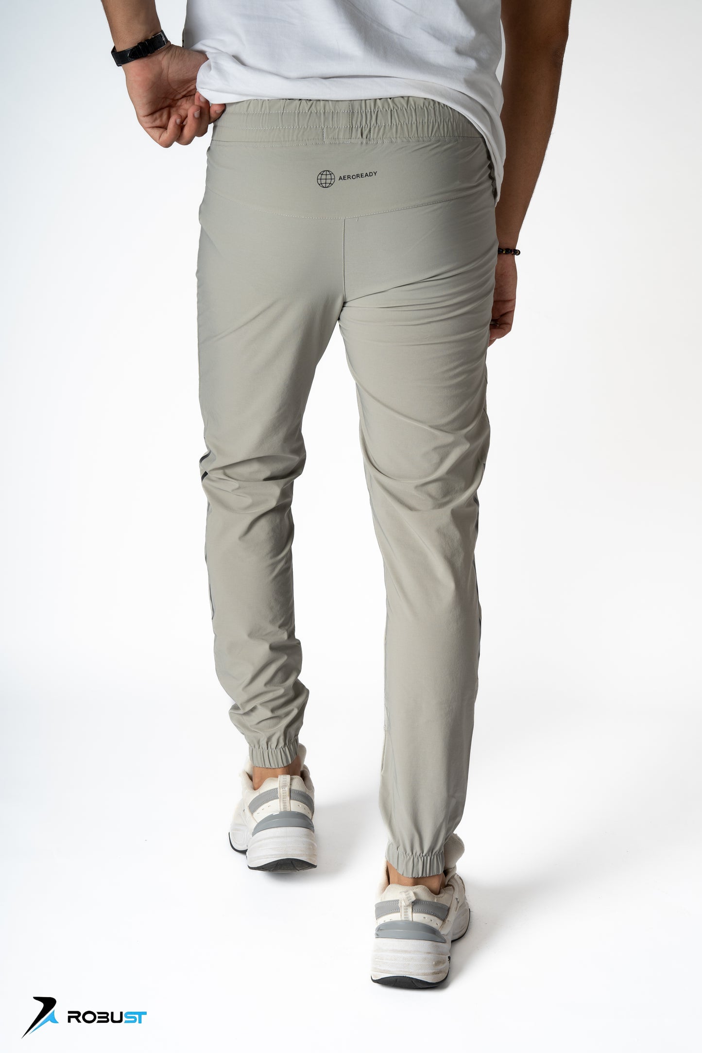 كموني ROBUST Fit Sweatpants Soft