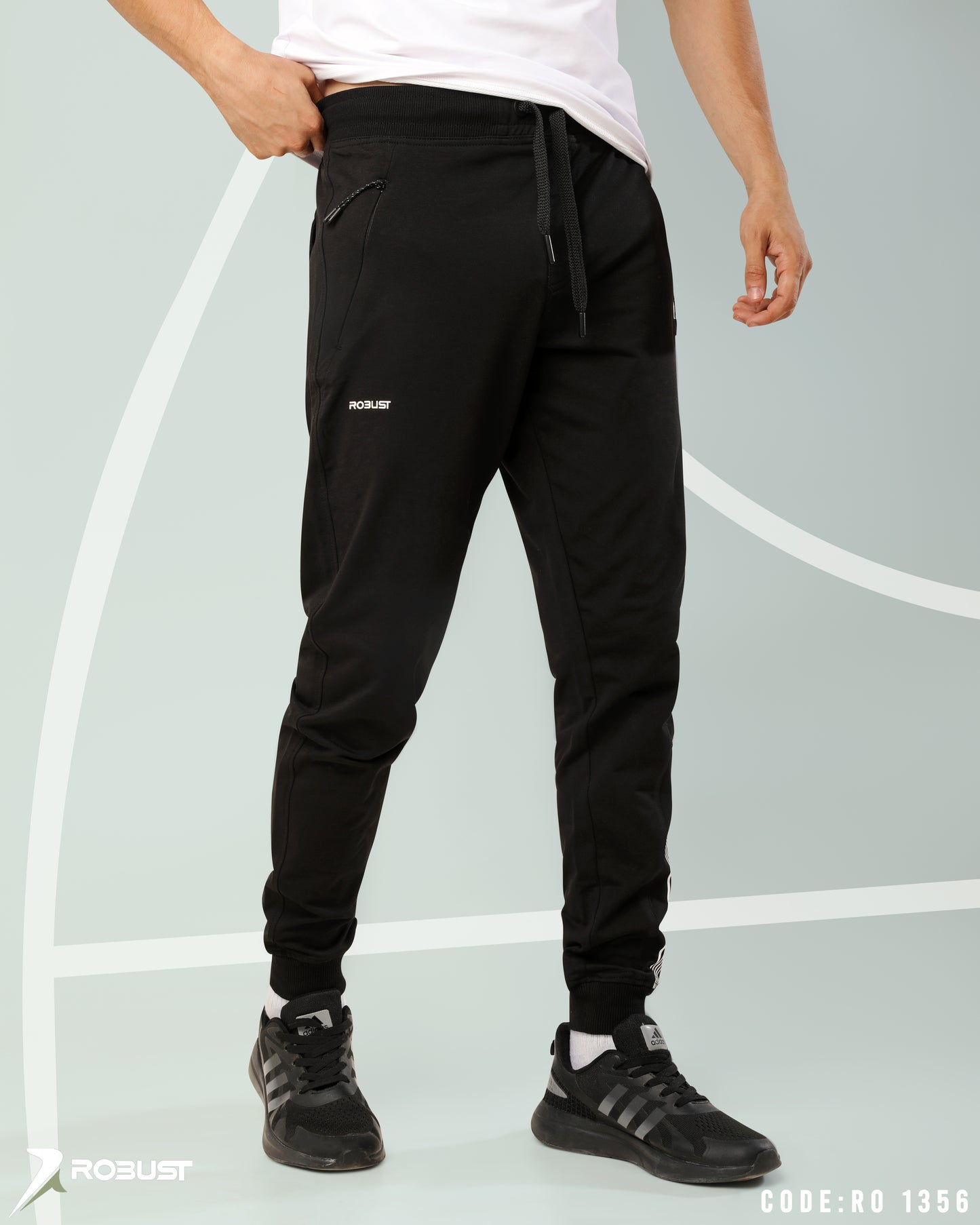 ROBUST Fit Sweatpants Summer اسود