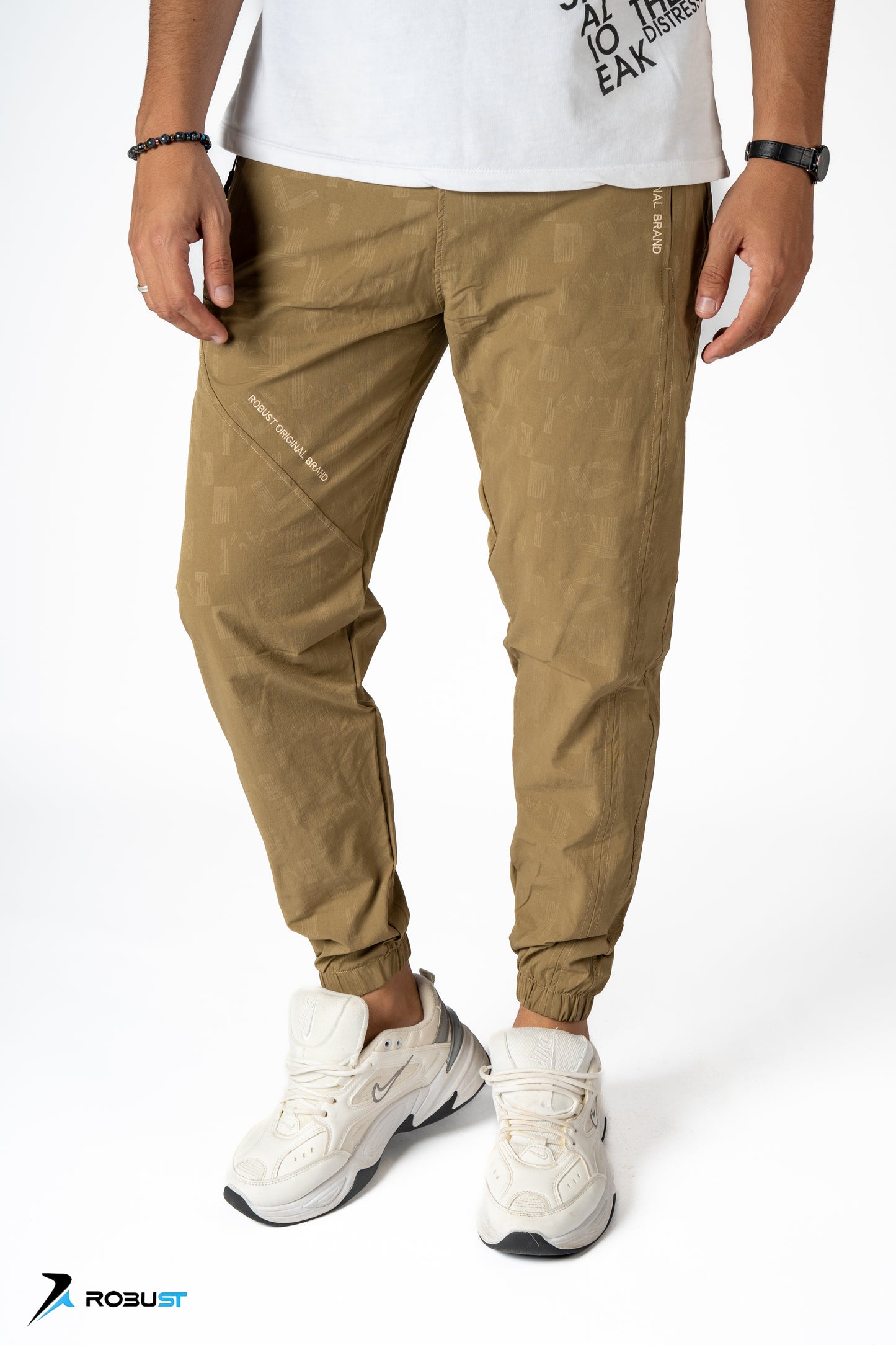 بني ROBUST Fit Sweatpants soft